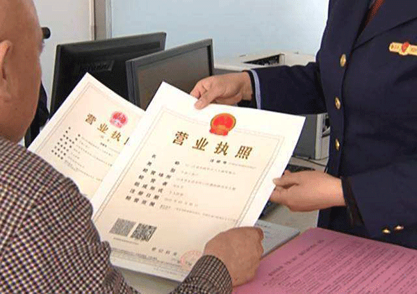 如何保證西安西瑪電機(jī)在使用過程中的維護(hù)保養(yǎng)。